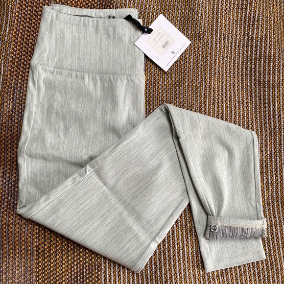 Agnes & Dora Denim - LAST! Size XL - Women’s jeggings- bleached denim